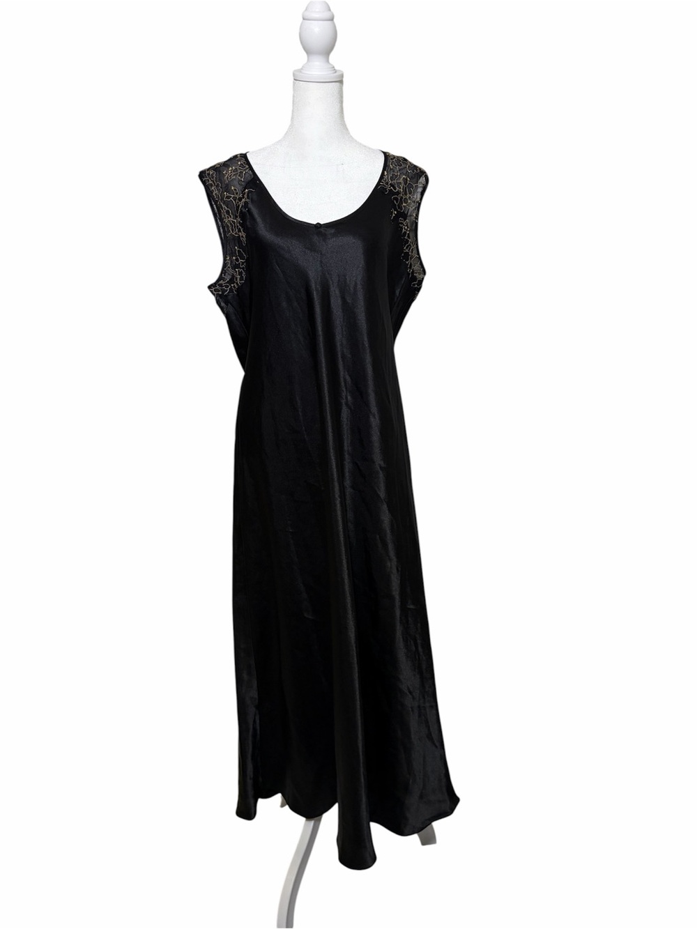 Oscar de la Renta Black Lace-Trim Satin Nightgown - Women Intimates